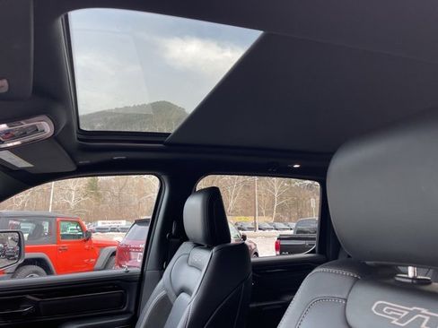 Used 2022 RAM 1500 Laramie image 28