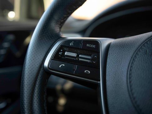 Used 2019 Kia Sorento SX image 6