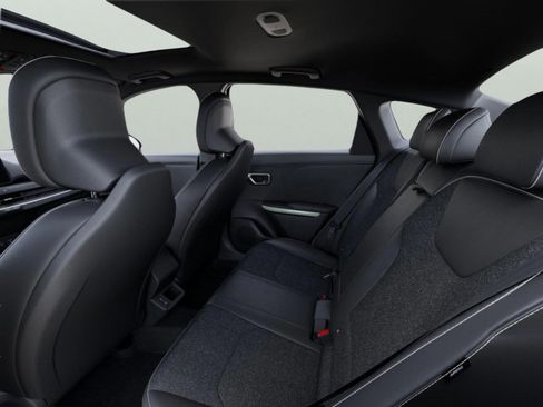 New 2025 Kia K4 GT-Line w/ GT-Line Premium Package image 18