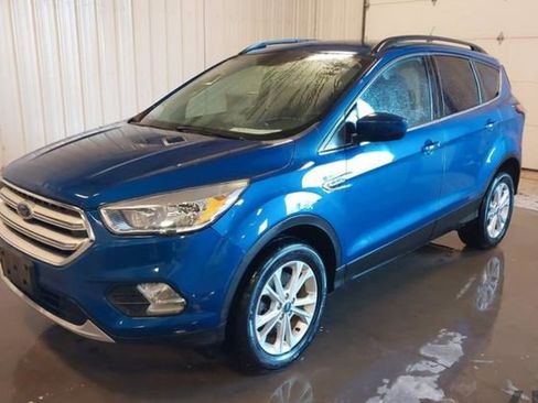 Used 2018 Ford Escape SE image 1