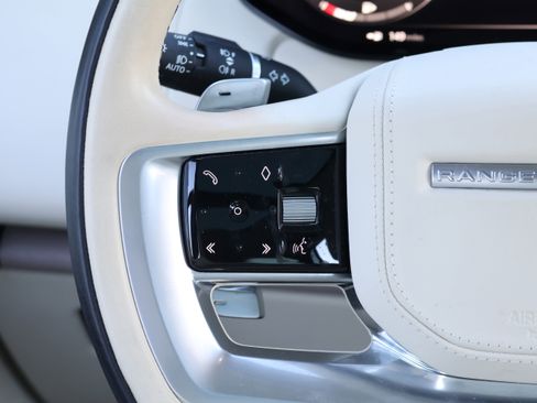 Used 2023 Land Rover Range Rover First Edition image 17