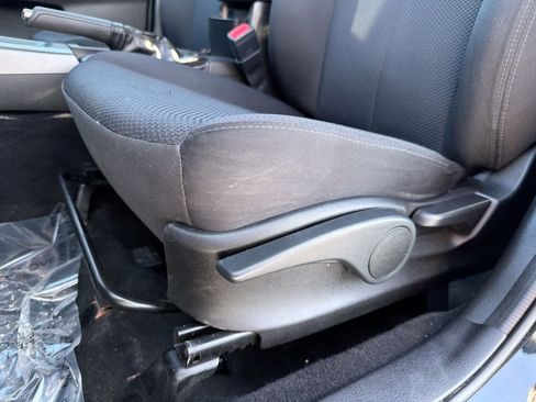 Used 2011 Subaru Forester 2.5X w/ Alloy Wheel Value Pkg image 18