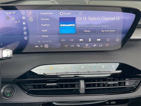 New 2026 Buick Enclave Sport Touring w/ Power Package image 10