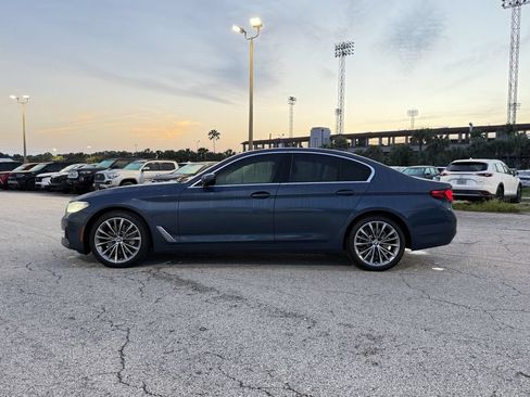 Used 2023 BMW 530i w/ Premium Package RWD image 8