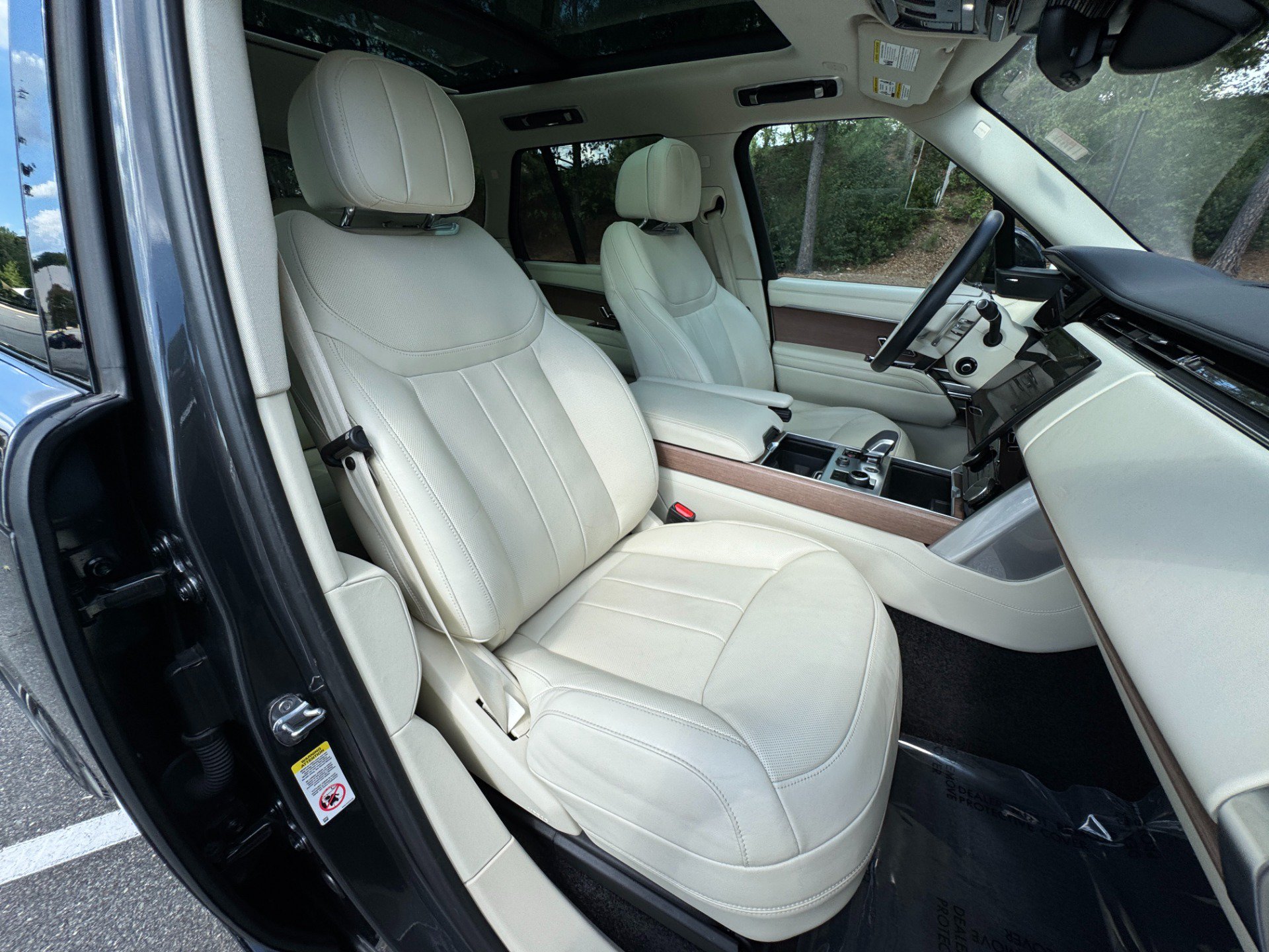 Used 2023 Land Rover Range Rover SE AWD/4WD image 62