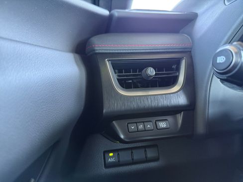 Used 2021 Lexus UX 200 F Sport w/ Accessory Package (Z1) image 21