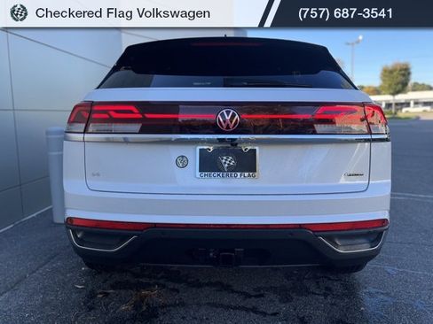 New 2026 Volkswagen Atlas SE image 10