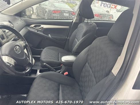Used 2010 Toyota Matrix S image 15