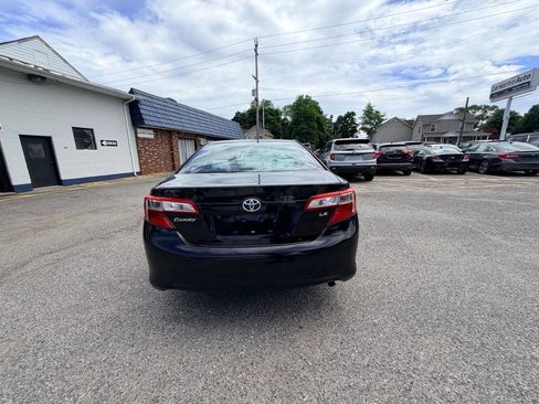 Used 2014 Toyota Camry LE FWD image 27