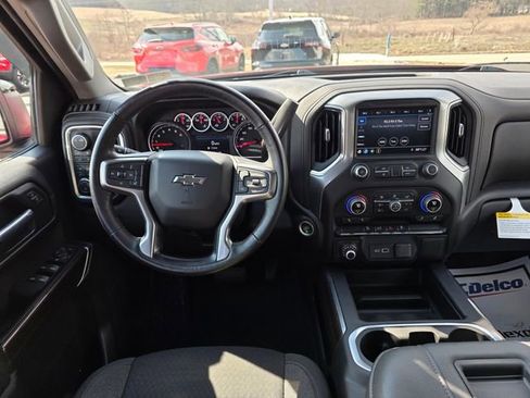 Used 2022 Chevrolet Silverado 1500 LT Trail Boss w/ Bed Protection Package image 26