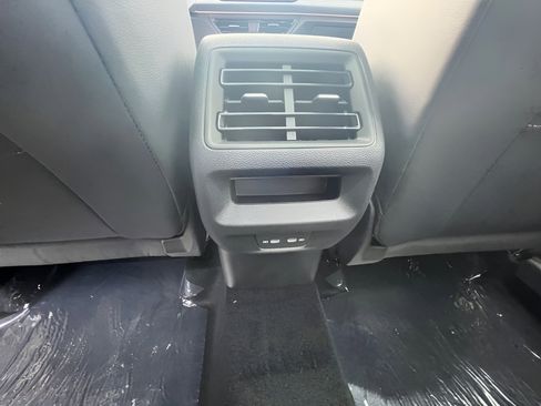 New 2026 Volkswagen Tiguan SE AWD/4WD image 23
