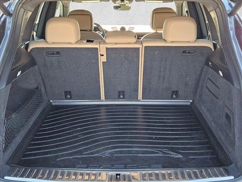 Used 2020 Porsche Cayenne image 6