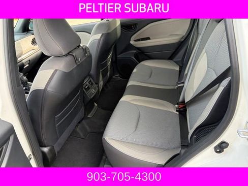 Used 2025 Subaru Forester Premium image 16