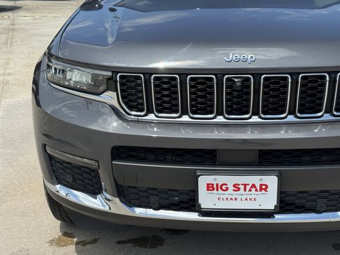 Used 2023 Jeep Grand Cherokee L Limited w/ Luxury Tech Group II AWD/4WD image 6
