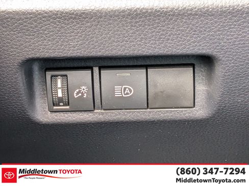 Certified 2025 Toyota RAV4 XLE AWD/4WD image 17