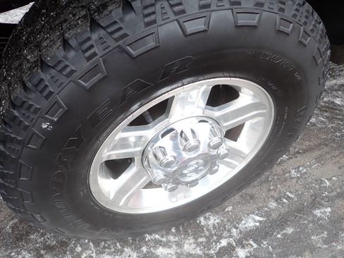 Used 2010 Dodge Ram 2500 Truck Laramie w/ HD Snow Plow Prep Group image 7