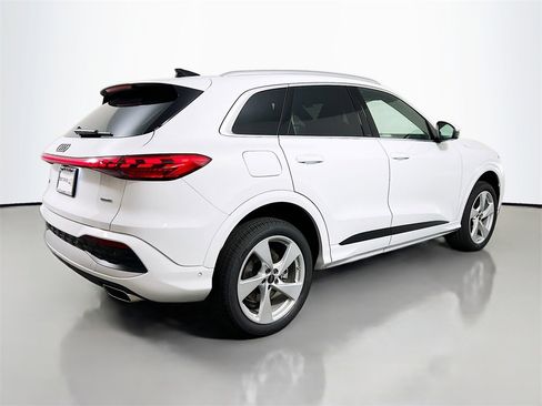 New 2025 Audi Q5 2.0T Premium Plus image 7