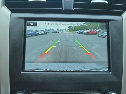 Used 2016 Ford Fusion SE w/ Equipment Group 202A AWD/4WD image 22