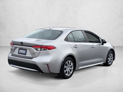 Used 2021 Toyota Corolla LE w/ Carpet Mat Package (TMS) image 5