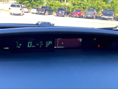 Used 2014 Toyota Prius Three FWD image 25