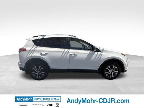 Used 2018 Toyota RAV4 LE w/ All Weather Liner Package AWD/4WD image 8