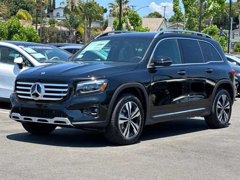 New 2025 Mercedes-Benz GLB 250 4MATIC image 7