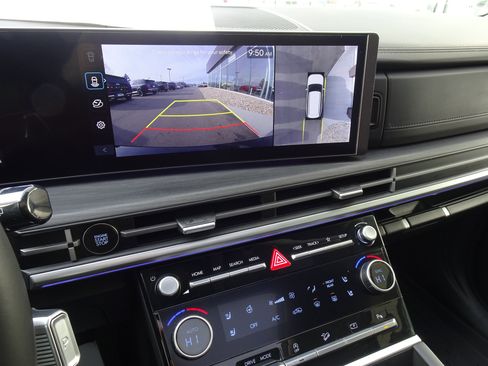 Used 2024 Hyundai Santa Fe Limited image 21