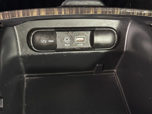 Used 2020 Kia Sorento EX AWD/4WD image 26