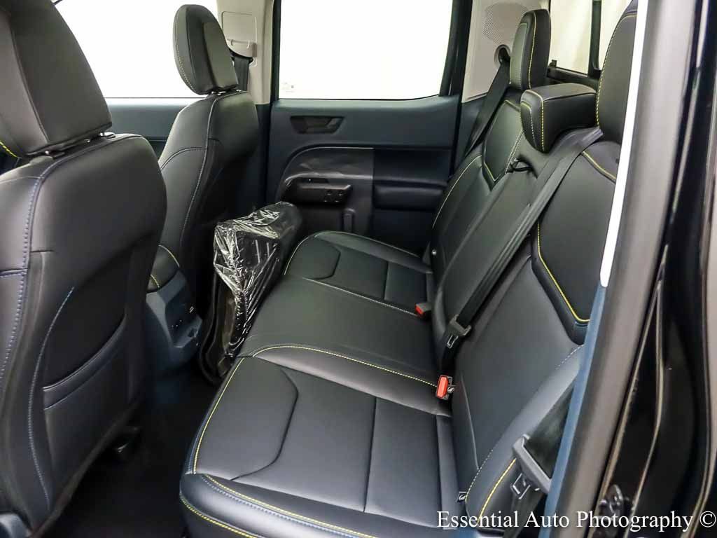 Used 2025 Ford Maverick Lobo AWD/4WD image 12