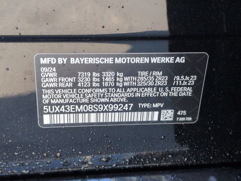 Used 2025 BMW ALPINA XB7 image 32