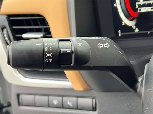 Used 2022 Nissan Rogue Platinum w/ Head-Up Display Package image 25