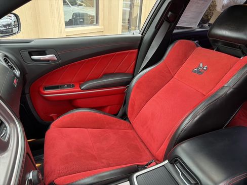 Used 2022 Dodge Charger Scat Pack image 17