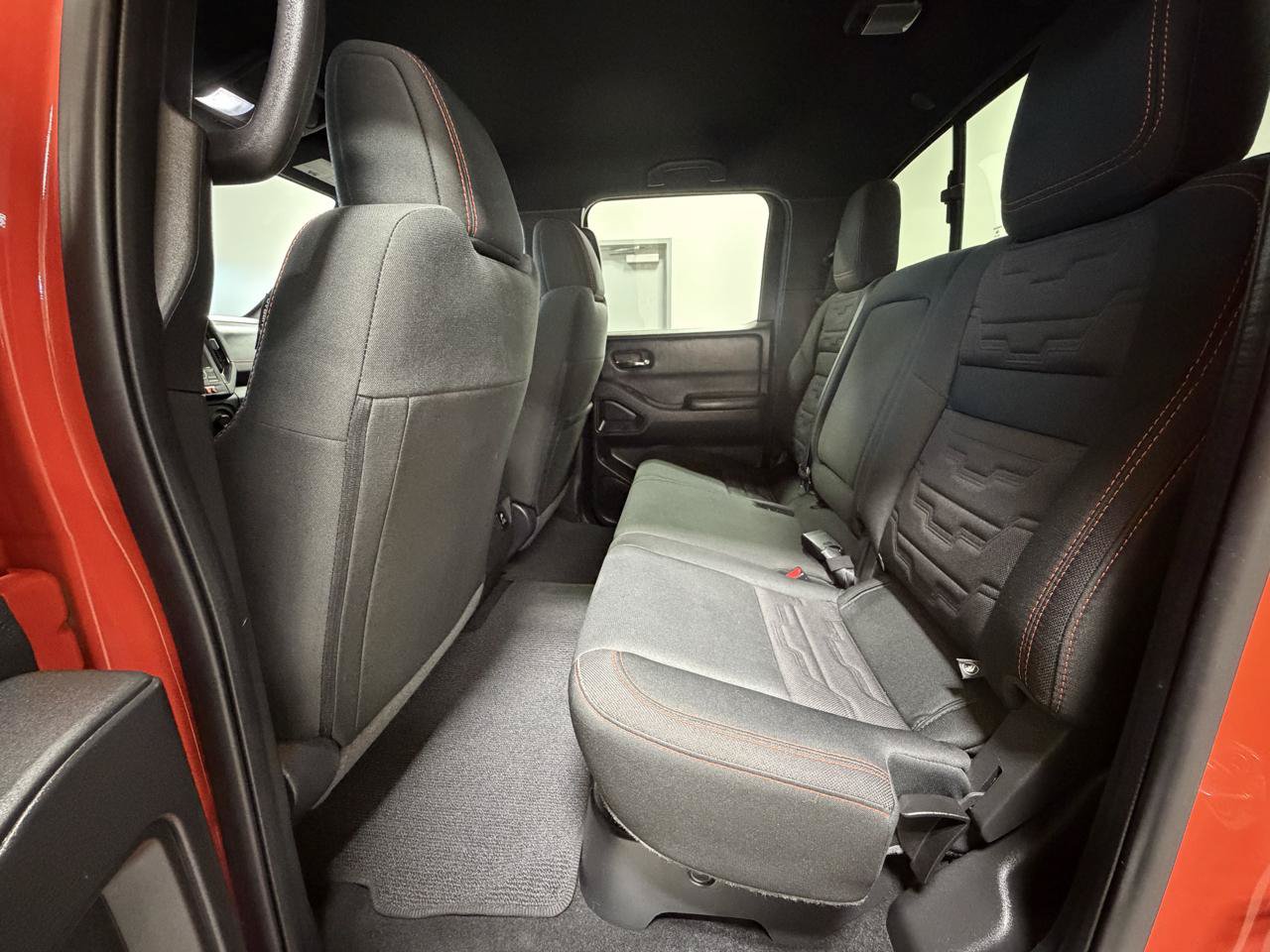 Used 2025 Nissan Frontier PRO-4X w/ Pro Convenience Package AWD/4WD image 24