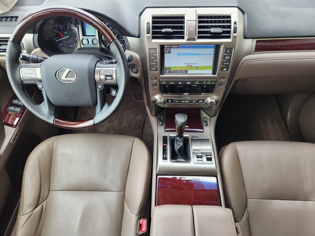 Used 2019 Lexus GX 460 Premium AWD/4WD image 27