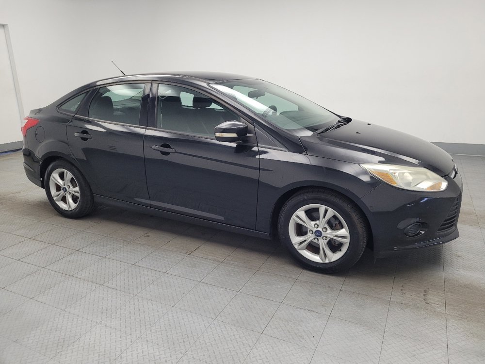 Used 2014 Ford Focus SE w/ SE Winter Package FWD image 11