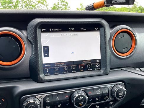 Used 2022 Jeep Gladiator Mojave w/ LED Lighting Group AWD/4WD image 62