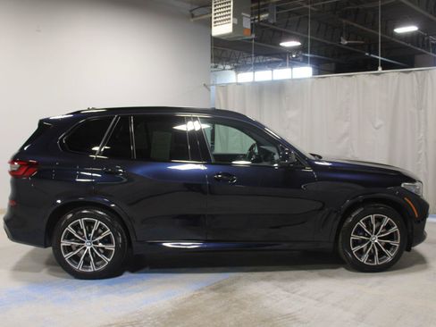 Used 2022 BMW X5 xDrive40i w/ M Sport Package AWD/4WD image 18