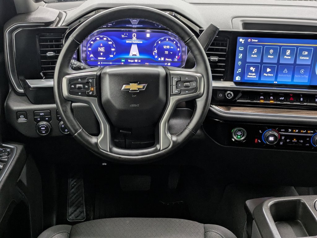 Used 2023 Chevrolet Silverado 1500 LT AWD/4WD image 6