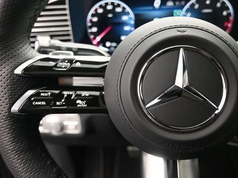 Used 2026 Mercedes-Benz GLS 450 4MATIC image 15