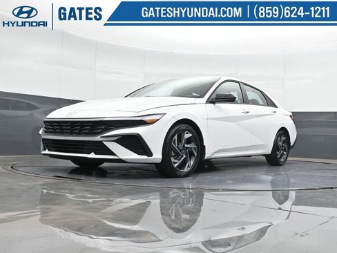 New 2025 Hyundai Elantra Sport image 44