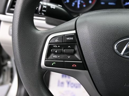 Used 2018 Hyundai Elantra SEL image 18