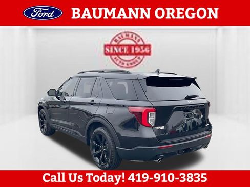 Used 2023 Ford Explorer ST-Line w/ Class IV Trailer Tow Package AWD/4WD image 8