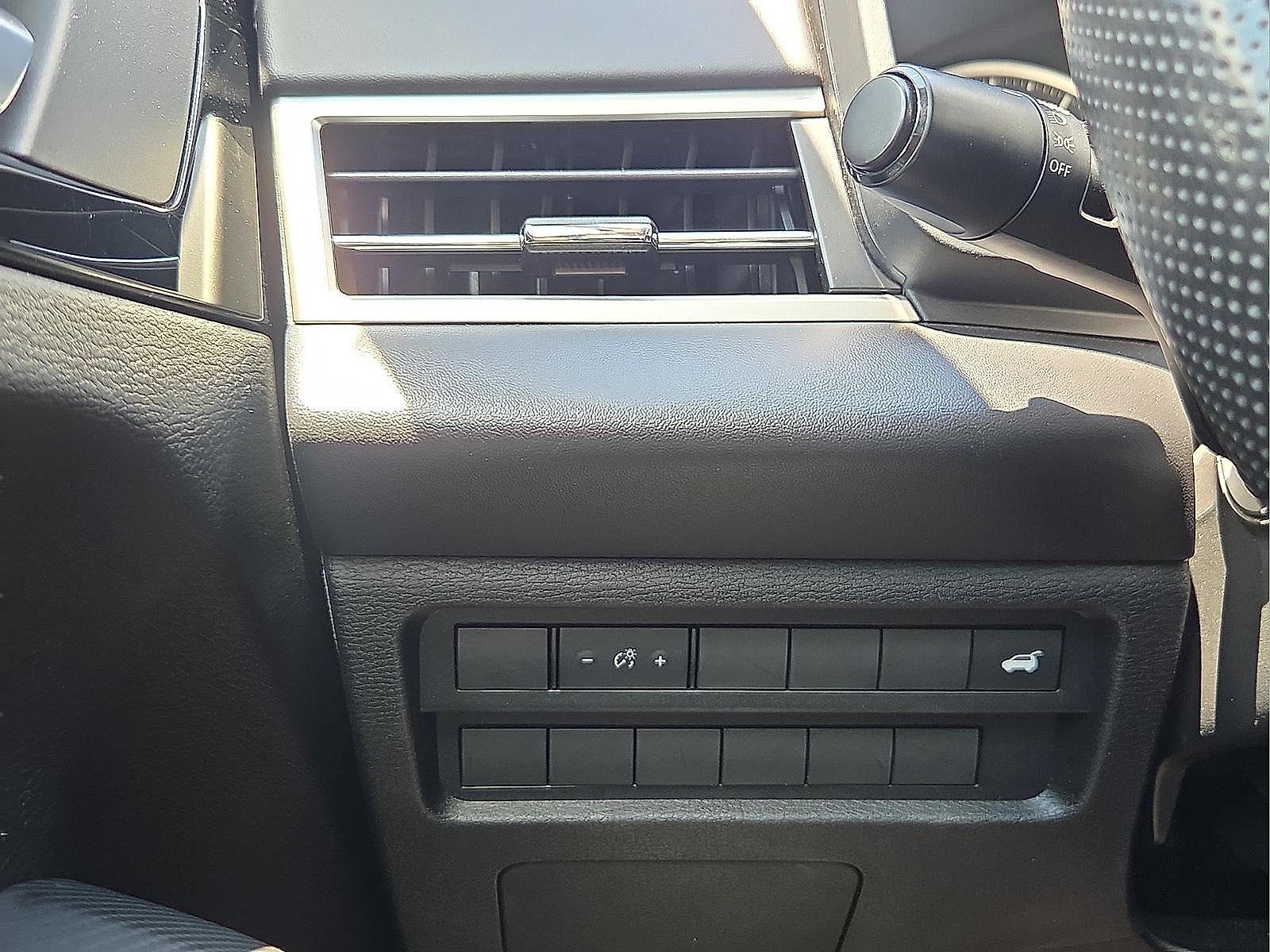 Used 2024 Mitsubishi Outlander SE AWD/4WD image 20