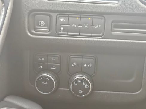 Certified 2022 Chevrolet Tahoe LT AWD/4WD image 33