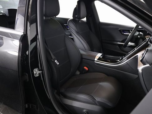 Certified 2025 Mercedes-Benz C 300 4MATIC Sedan image 50