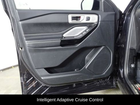 Used 2023 Ford Explorer ST w/ Equipment Group 401A image 18