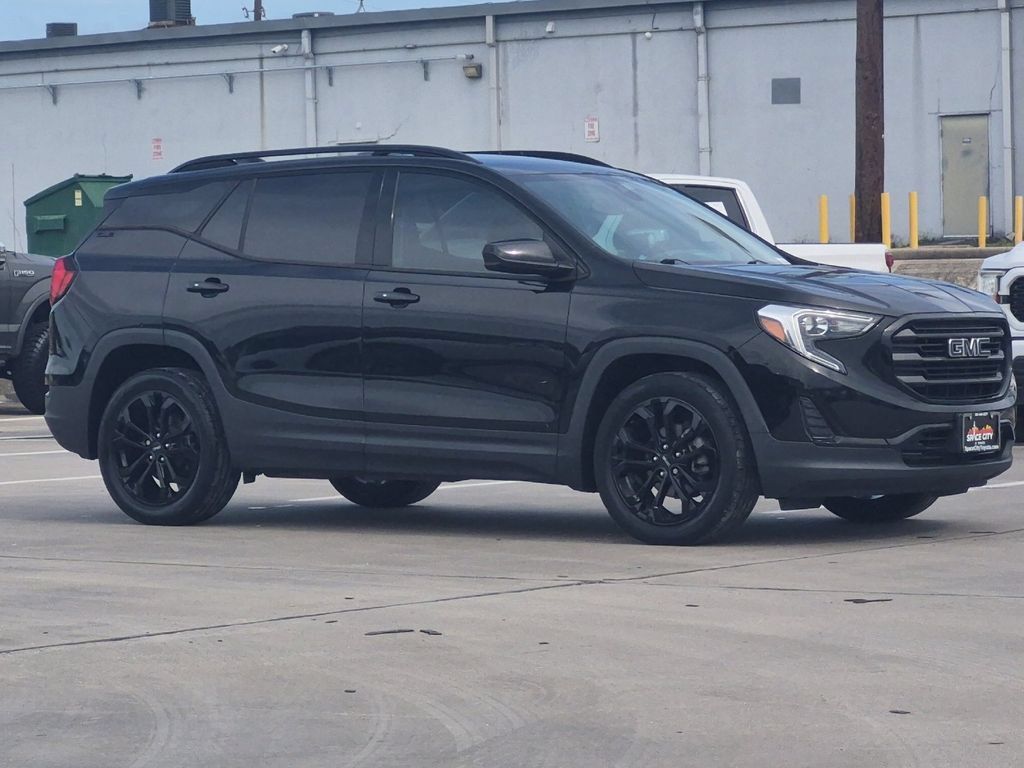 Used 2020 GMC Terrain SLE w/ Elevation Edition FWD image 8