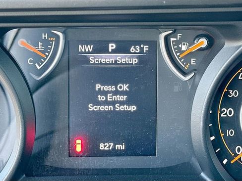 Used 2025 Jeep Wrangler Sport image 8