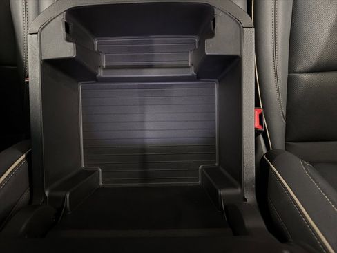 Used 2023 Chevrolet Tahoe Premier image 23