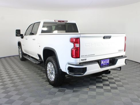 Used 2023 Chevrolet Silverado 3500 High Country AWD/4WD image 26